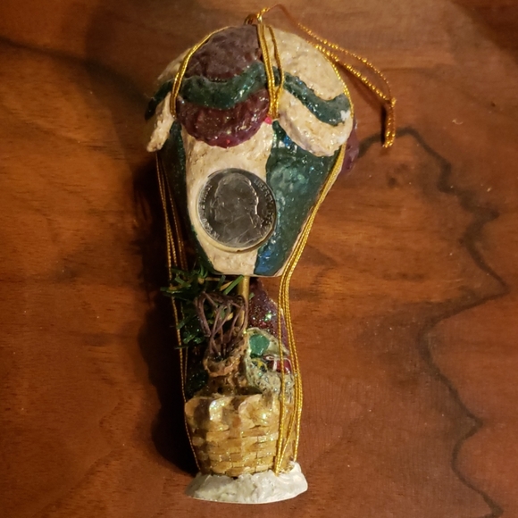 Belsnickel Santa Hot Air Ballon Ornament - Picture 3 of 7